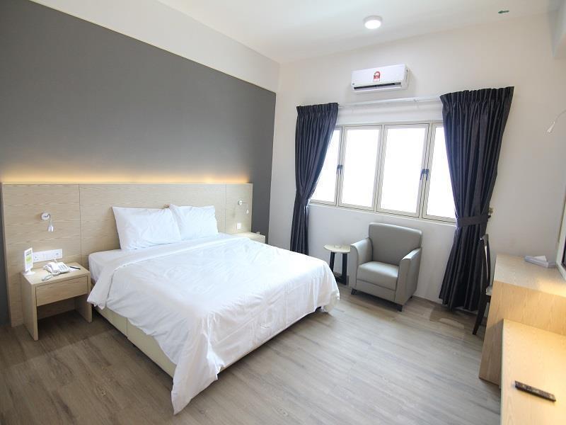 Summit Signature Hotel Batu Pahat Exterior foto